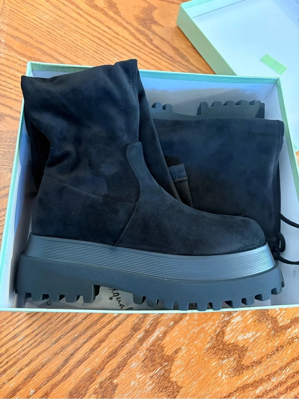 Women’s Black Thigh-High Stretch Suede Boots Chunky Platform Soles Size 9 NIB!!